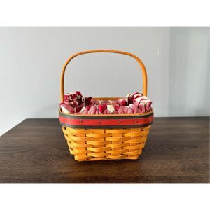 Longaberger All American 2001 Strawberry Basket